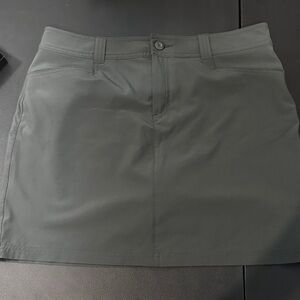 Eddie Bauer Dark Gray active Mini Skorts size 8